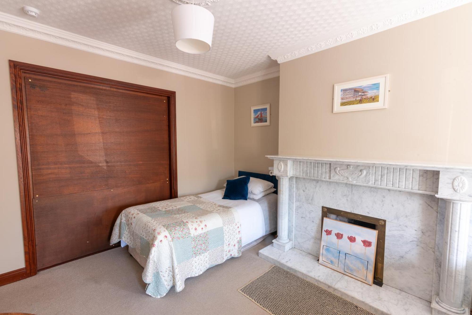 Hotel Avalon House Galway Zewnętrze zdjęcie